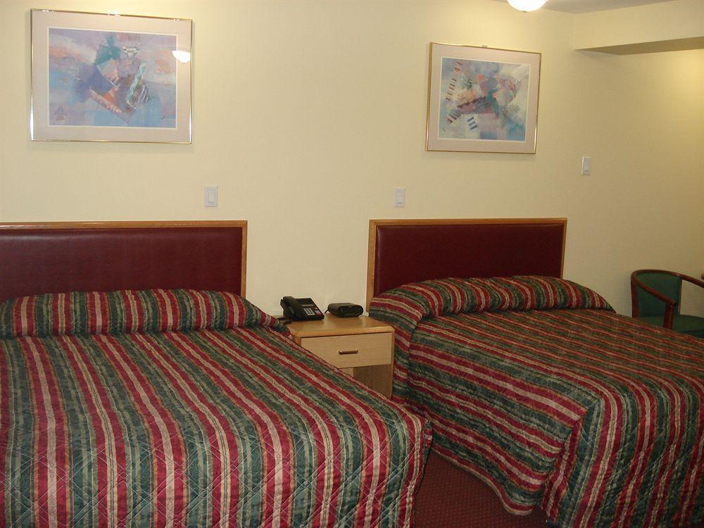 Lincoln Motel 스터전폴스 외부 사진