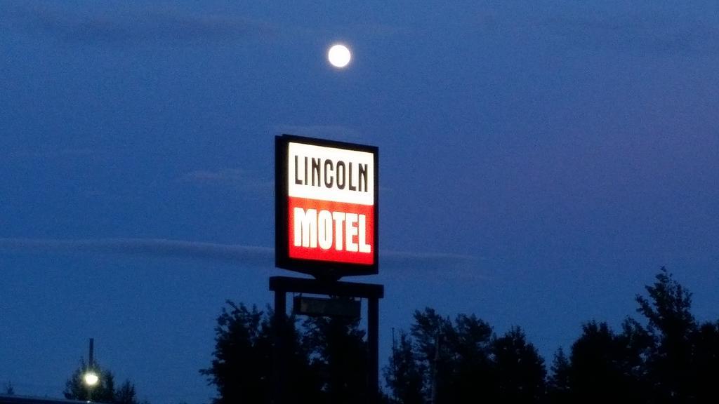 Lincoln Motel 스터전폴스 외부 사진